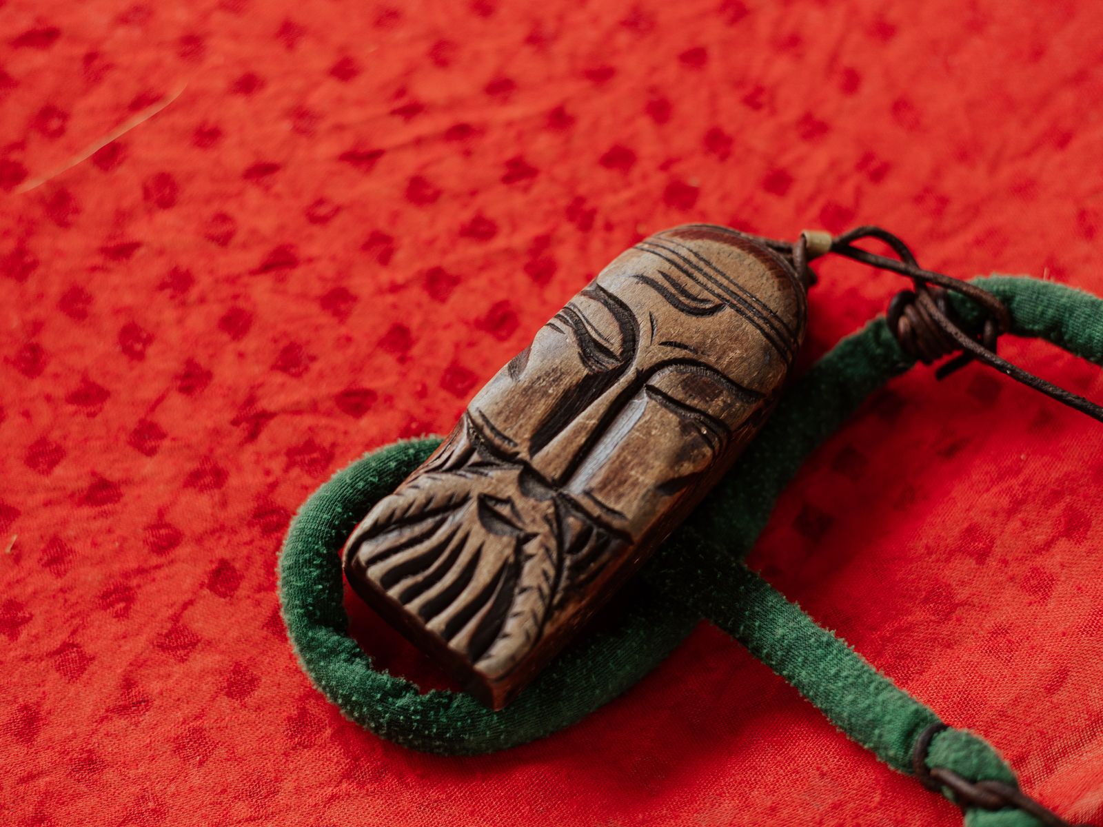 木雕面具吊墜（工藝收藏品）